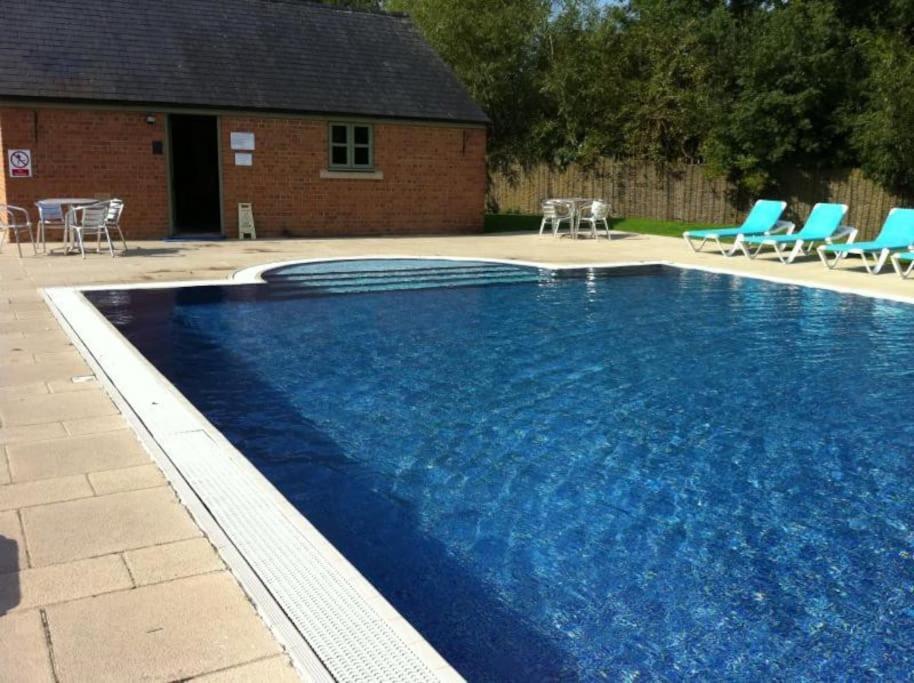Castleford Cottage , Lowermill Estate Somerford Keynes Esterno foto