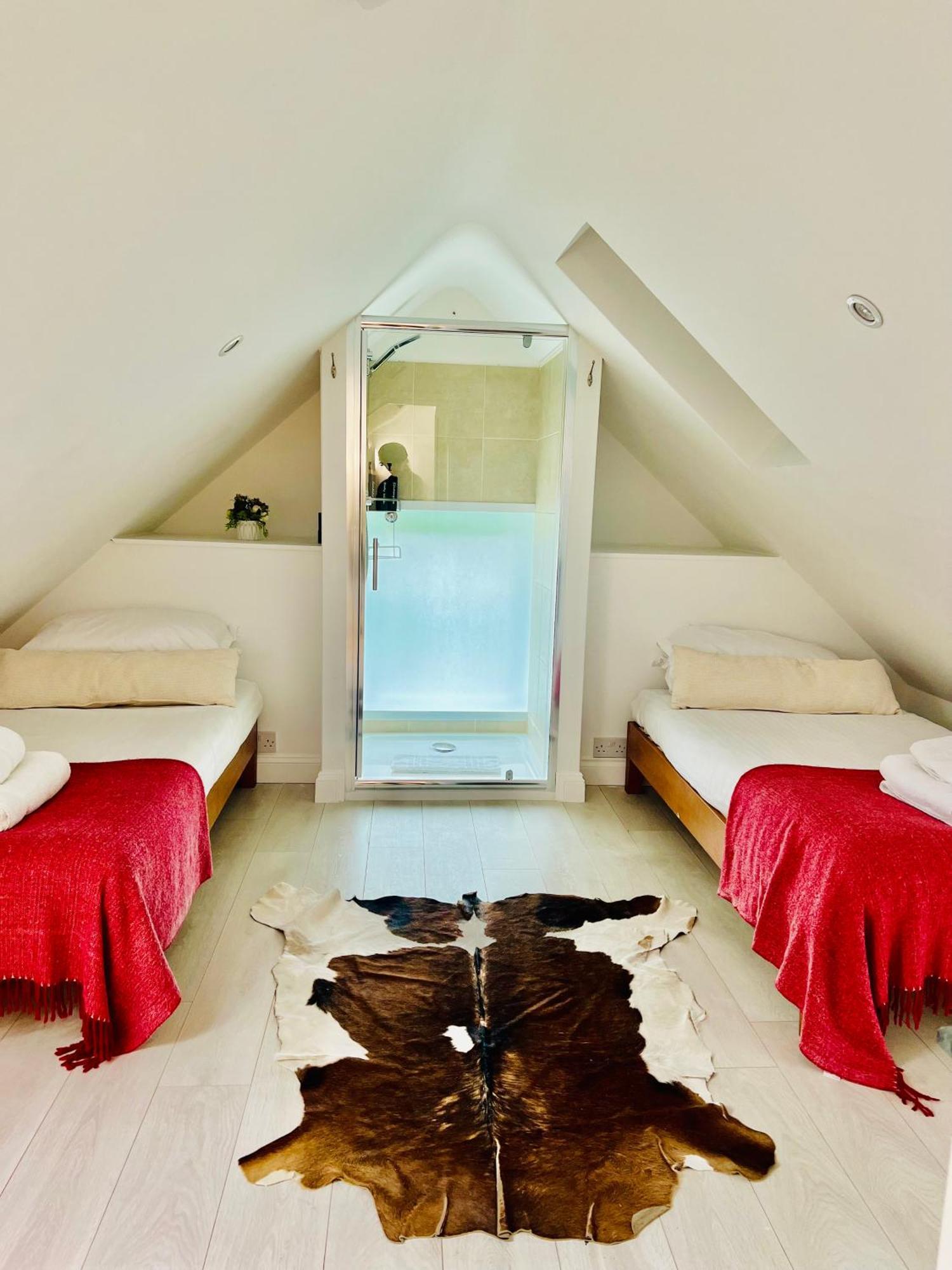 Castleford Cottage , Lowermill Estate Somerford Keynes Esterno foto